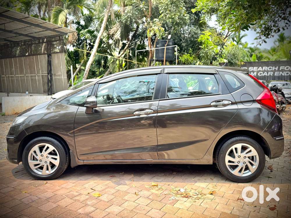 Honda Jazz V Cvt, 2019, Petrol