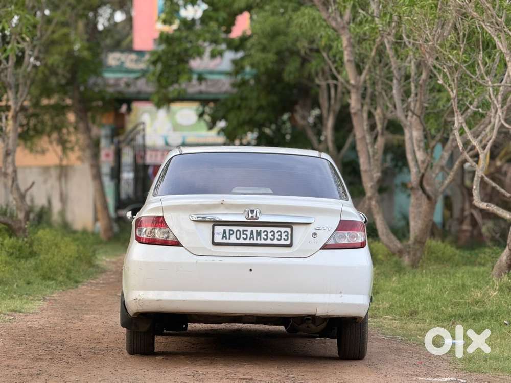 Honda City Zx Petrol 2005