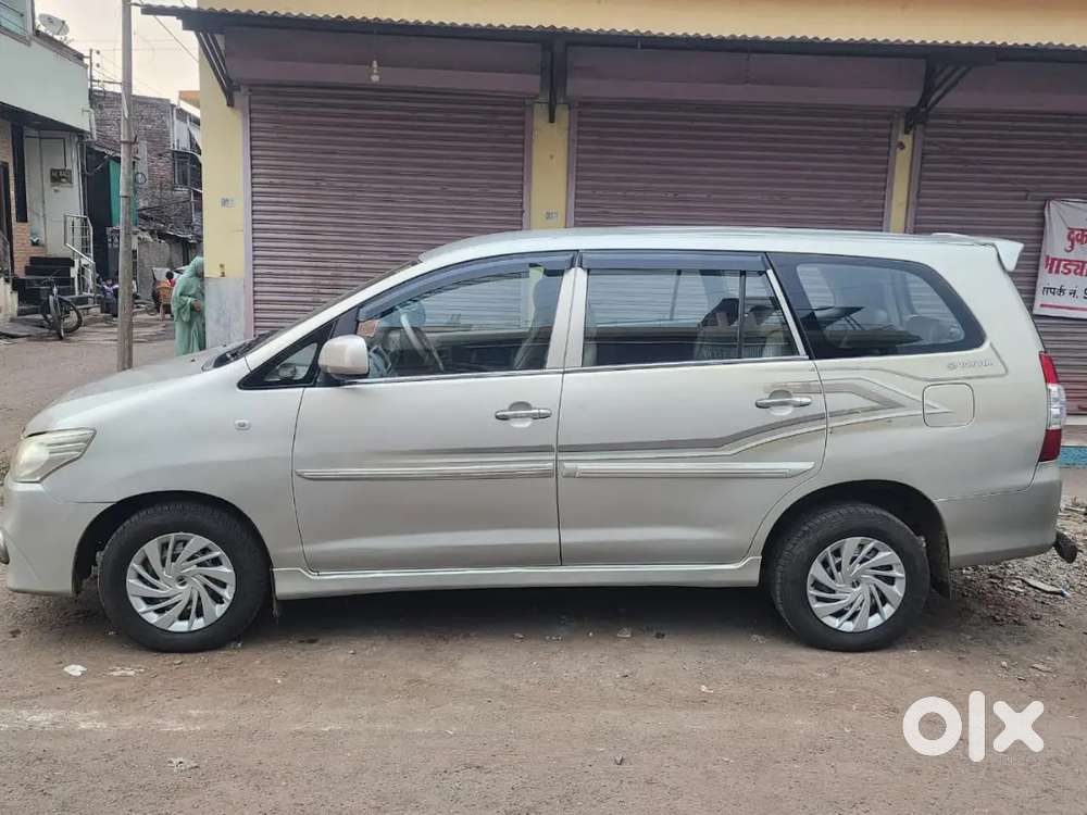 Toyota Innova 2.5 G2 2013