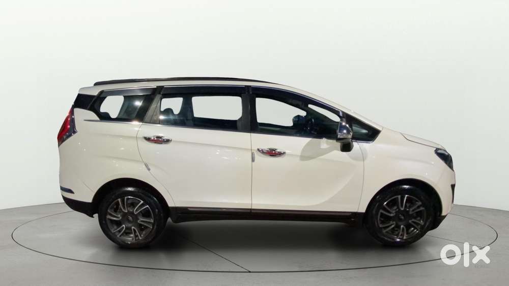Mahindra Marazzo M8 8str, 2019, Diesel