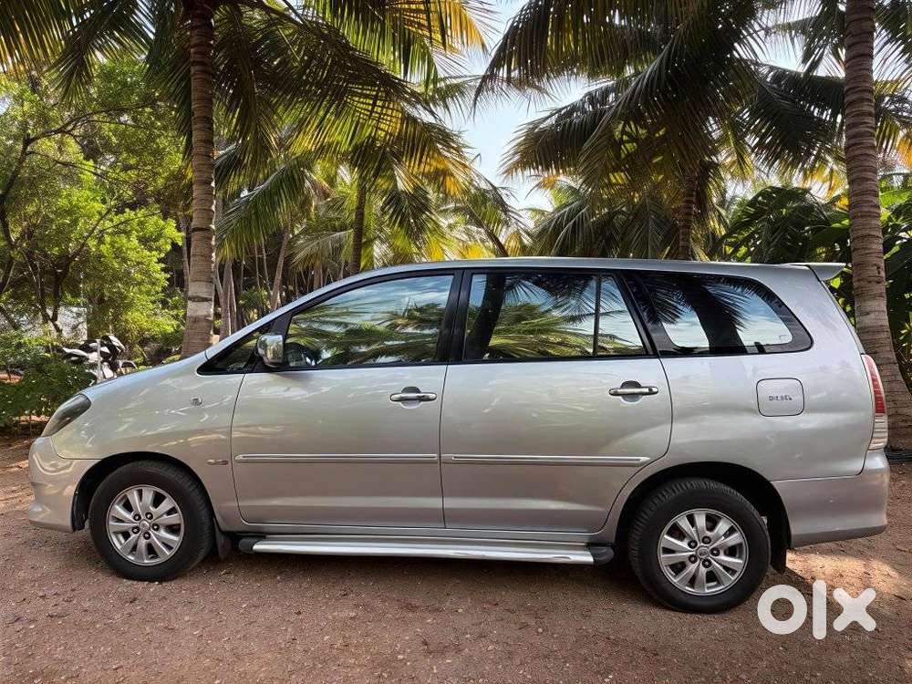 Toyota Innova 2.0 Vx 8 Str, 2010, Diesel