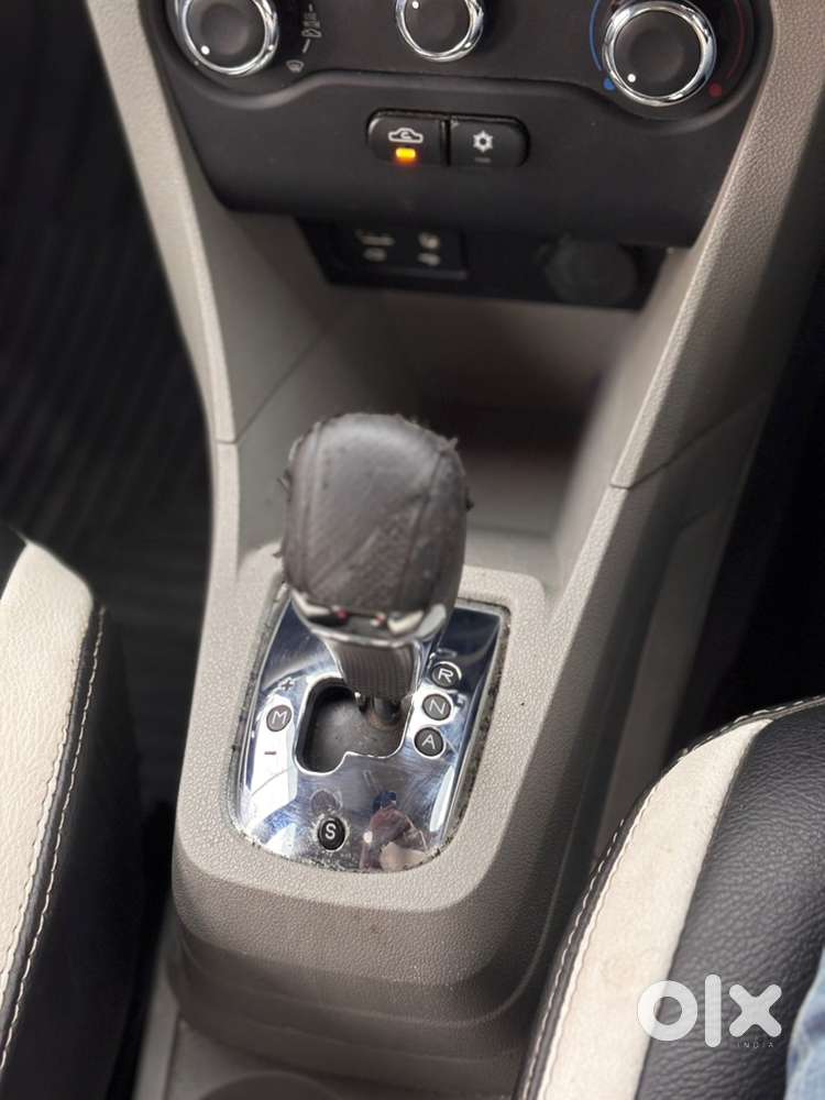 Tata Tiago Petrol 2017