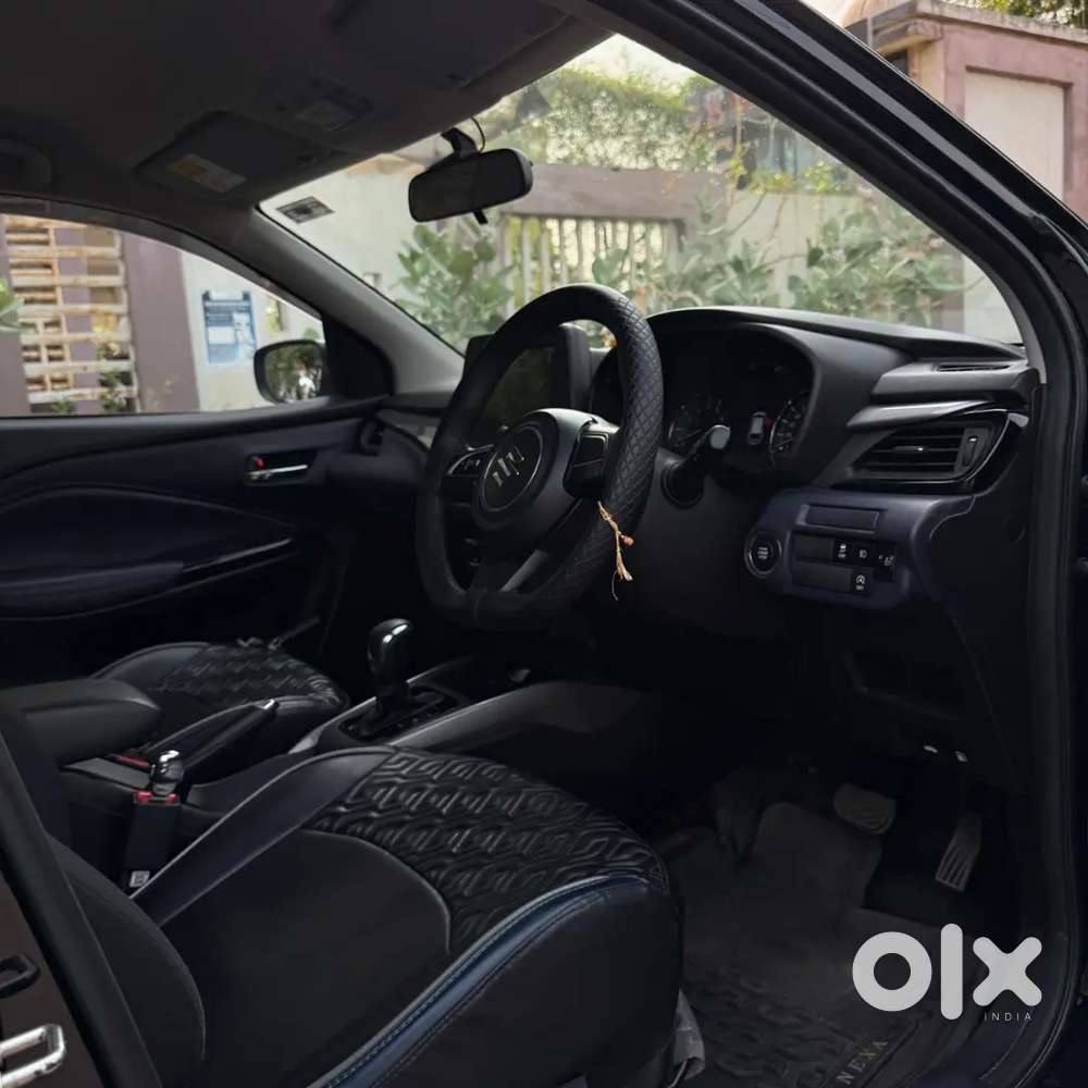 2023 - Automatic Baleno - 2nd Top Model - Black