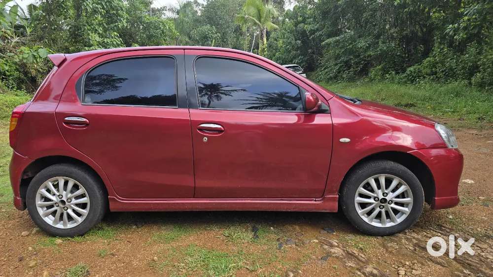 Toyota Etios Liva 2011 With Manual Transmission