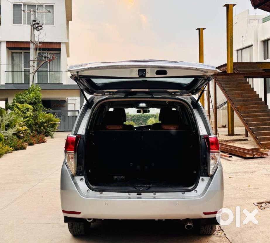 Toyota Innova Crysta 2.8z Automatic, 2018, Diesel