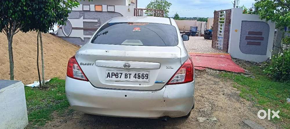 Nissan Sunny Diesel 2013
