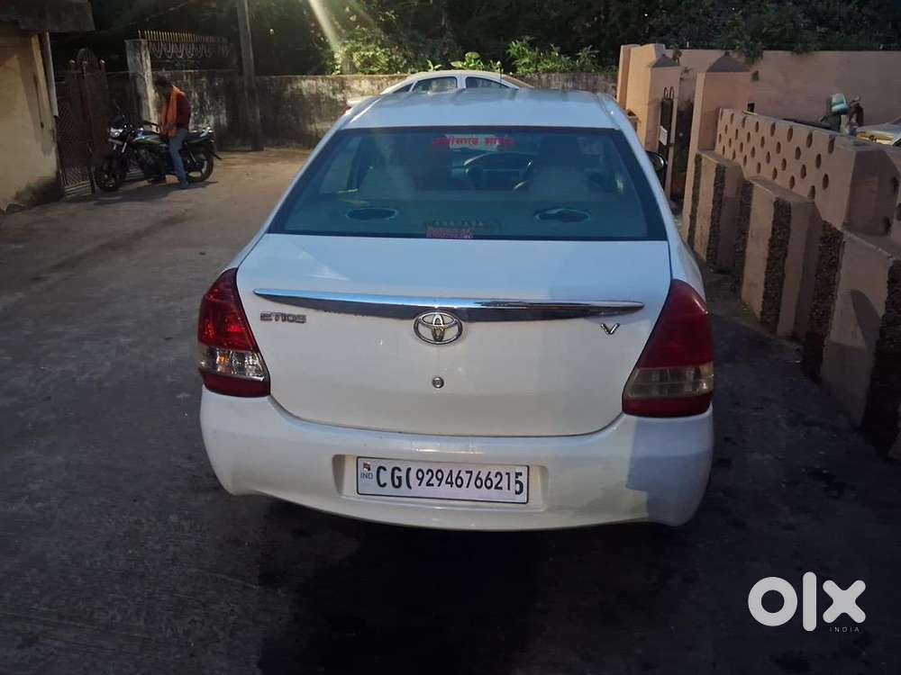 Toyota Etios 2016 Petrol Well Maintained