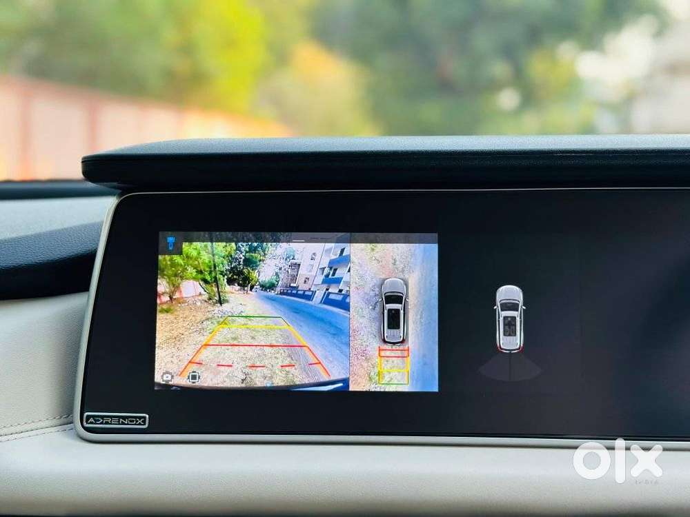 Mahindra Xuv700 2.0 Ax 7 Petrol At Luxury Pack Str, 2024, Petrol