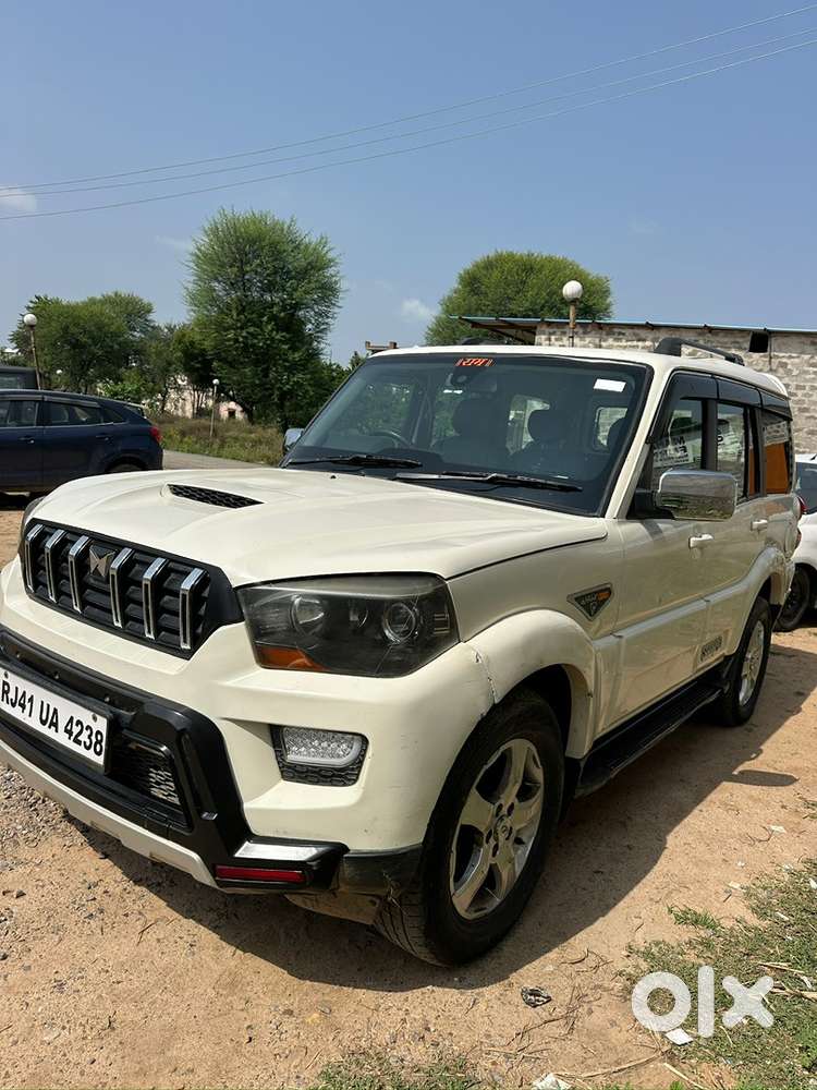 Mahindra Scorpio 2016 Diesel 110000 Km Driven