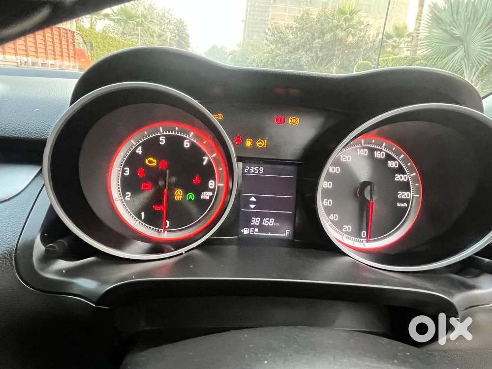 Maruti Suzuki Swift Vxi + Manual, 2021, Petrol