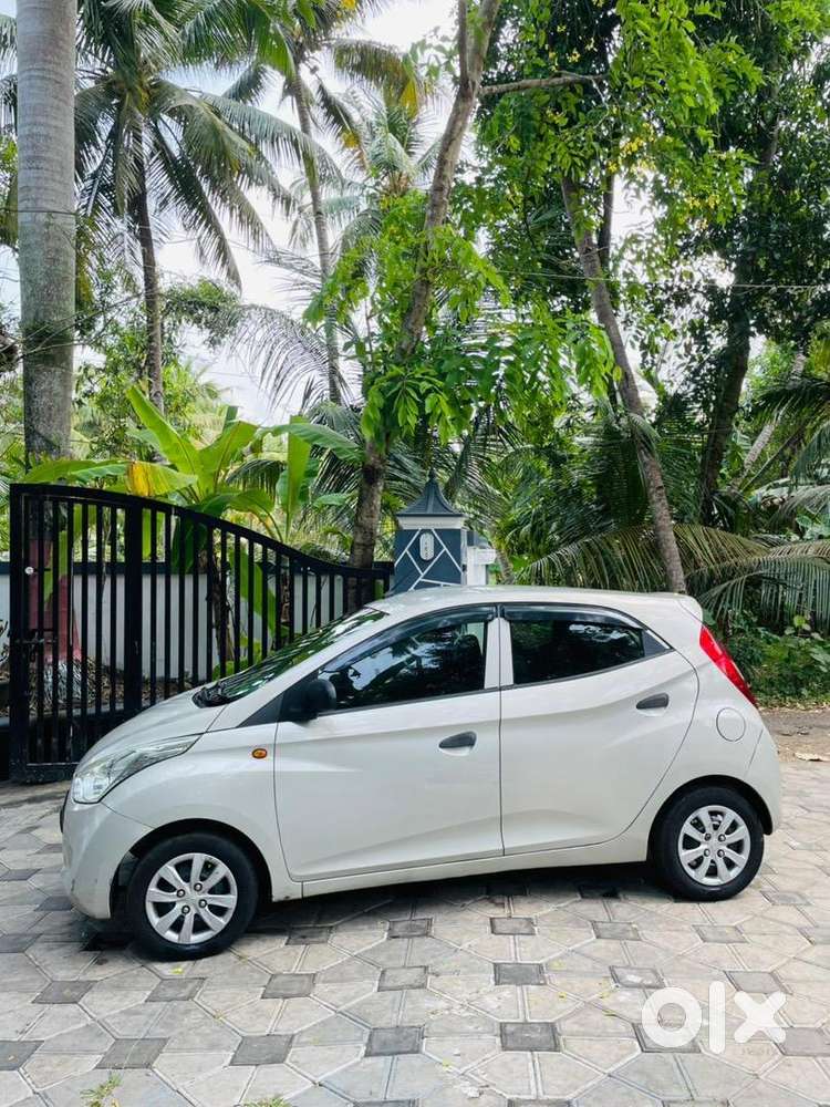 Hyundai Eon 2012 Petrol Well Maintained