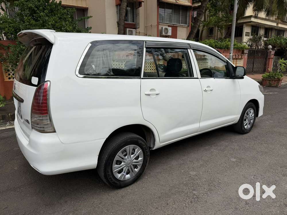 Toyota Innova 2.5 G4 Diesel 8-seater, 2005, Diesel