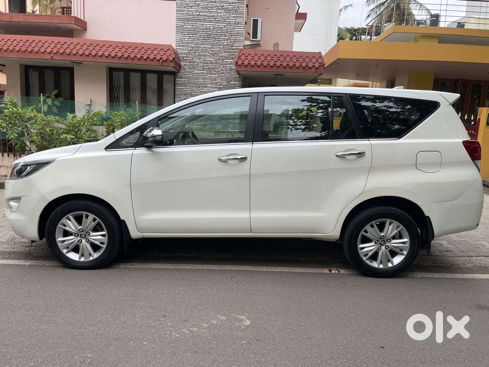 Toyota Innova Crysta 2.8z Automatic, 2018, Diesel