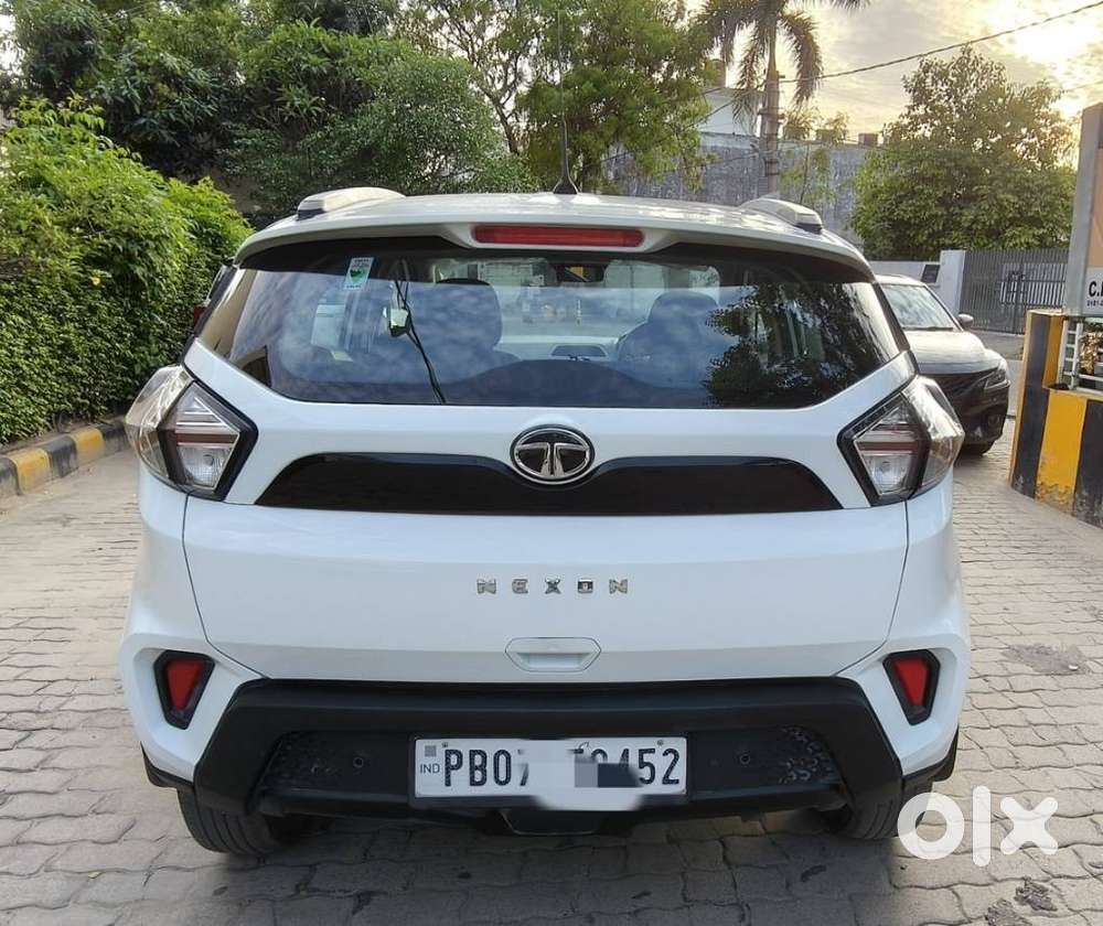 Tata Nexon 1.5 Revotorq Xm (s), 2023, Diesel