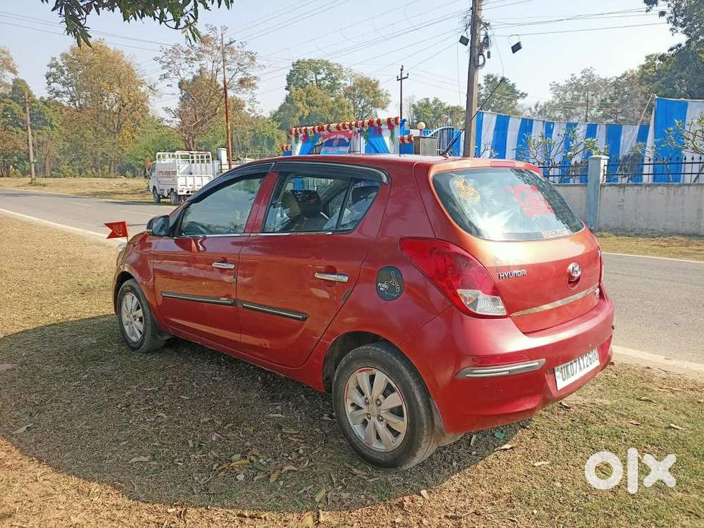 Hyundai I20 2013 Petrol  Sports Well Maintain