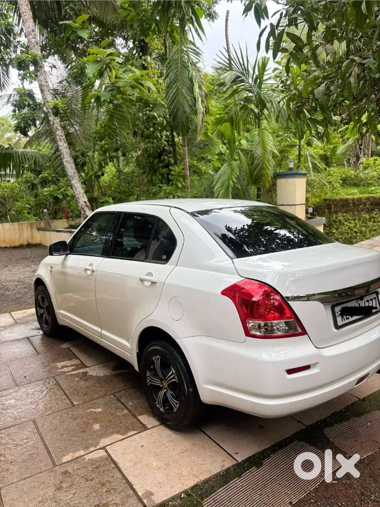 Maruti Suzuki Swift Dzire Tour 2012 Diesel 177000 Km Driven