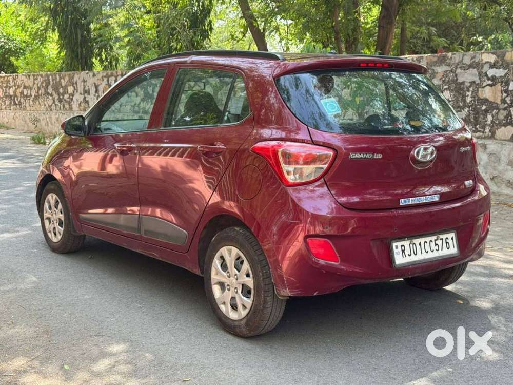 Hyundai Grand I10 2013-2016 Sportz, 2015, Petrol