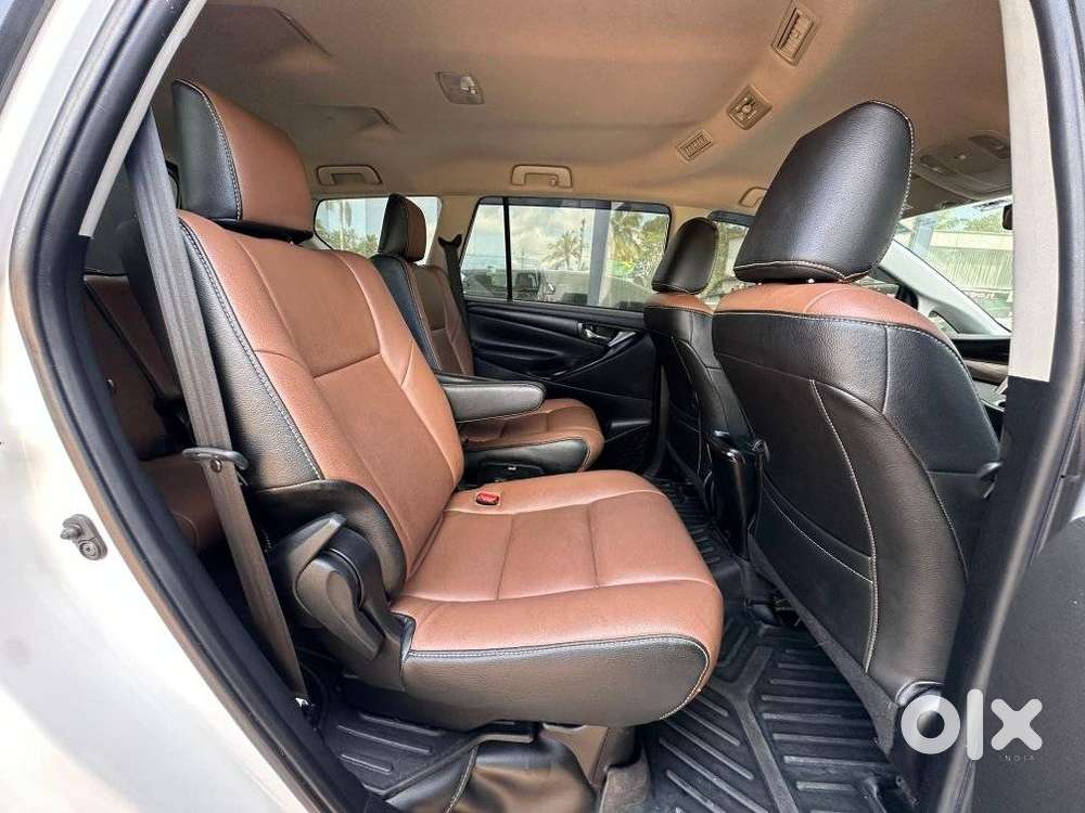 Toyota Innova Crysta 2.4 Gx Limited Edition At 7 Str, 2021, Diesel