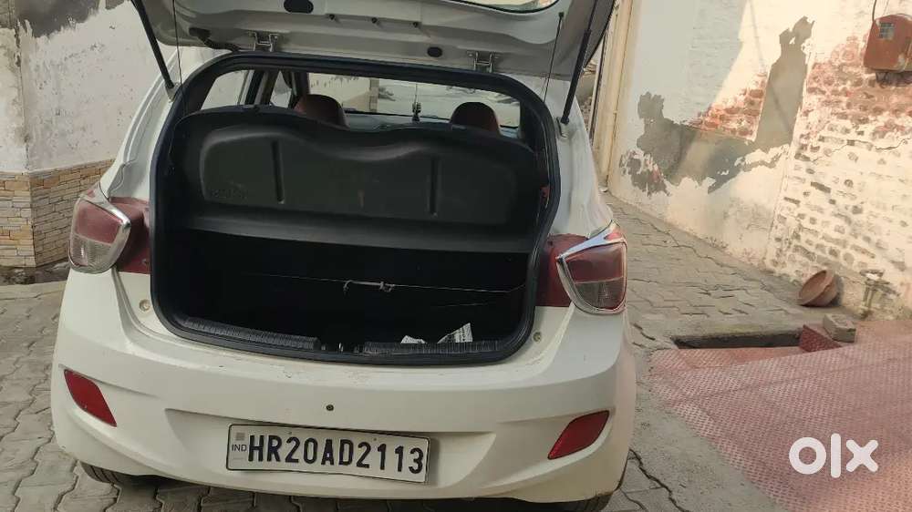 Hyundai Grand I10 2015 Petrol 90000 Km Driven Power Windows