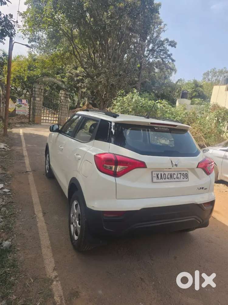 Mahindra Xuv300 2023 Car With Sunroof