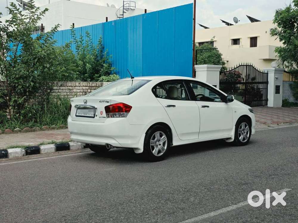 Honda City 1.5 V Mt, 2011, Petrol