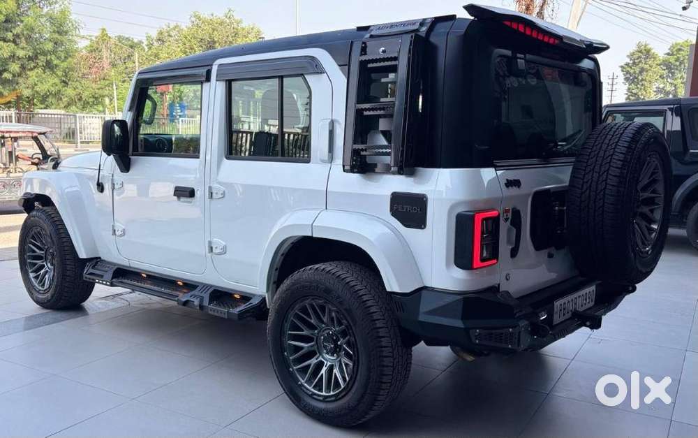 Mahindra Thar Roxx, 2026, Petrol