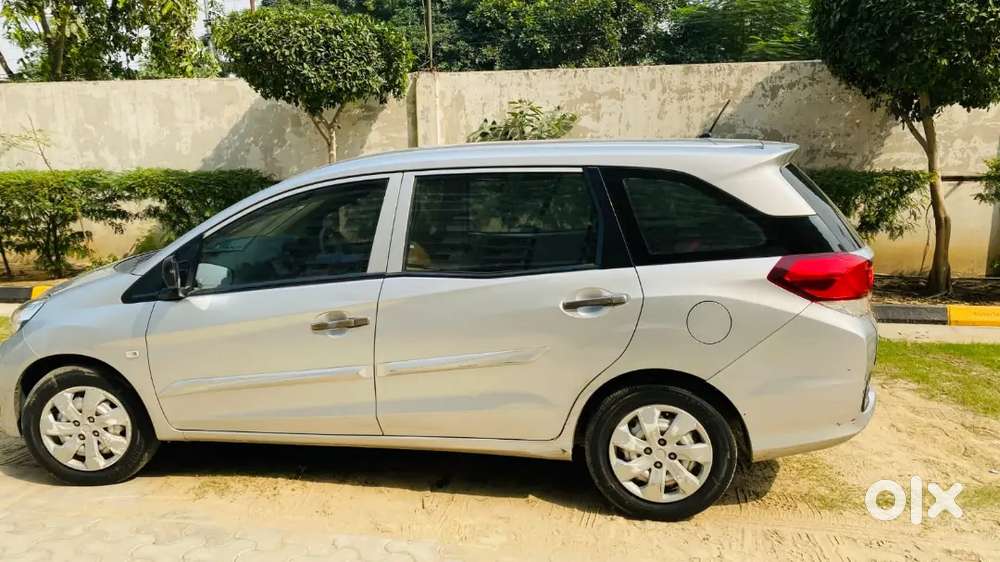 Honda Mobilio 2016 Petrol 7 Seater