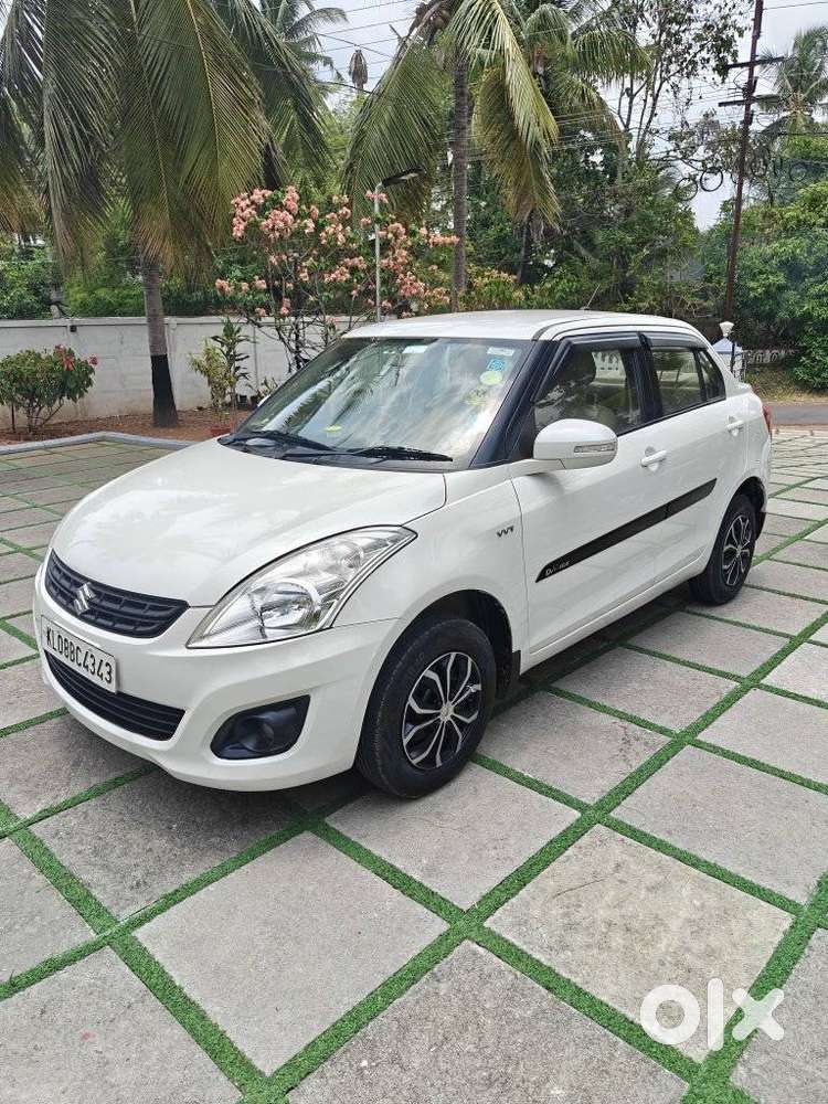 Maruti Suzuki Swift Dzire 1.2 Vxi Bsiv, 2014, Petrol