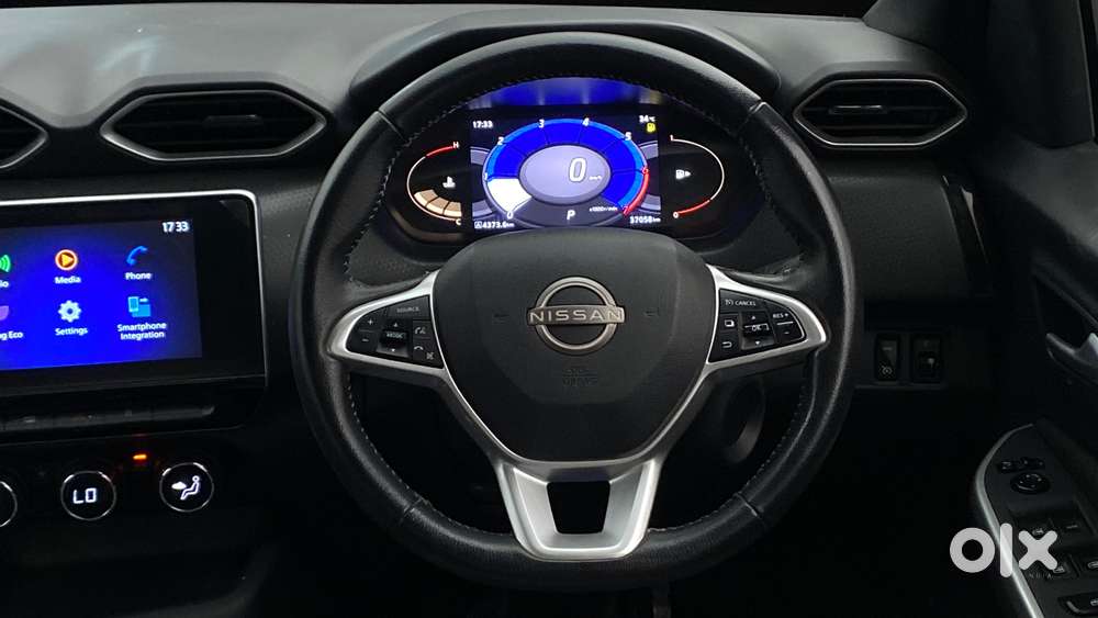 Nissan Magnite 1.0 Xv Premium Turbo Cvt, 2022, Petrol