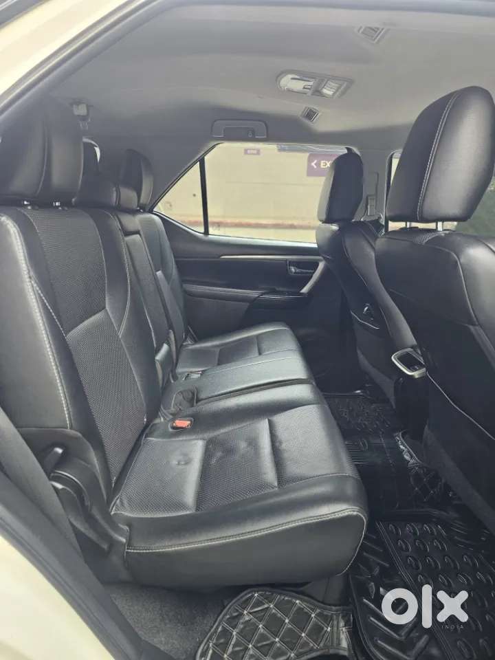 Toyota Fortuner 4x2 At 2.8 Diesel, 2021, Diesel