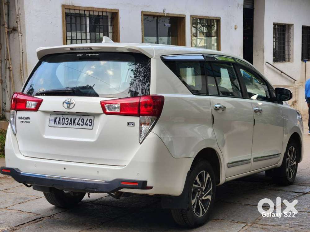 Toyota Innova Crysta 2.4 G Mt, 2022, Diesel