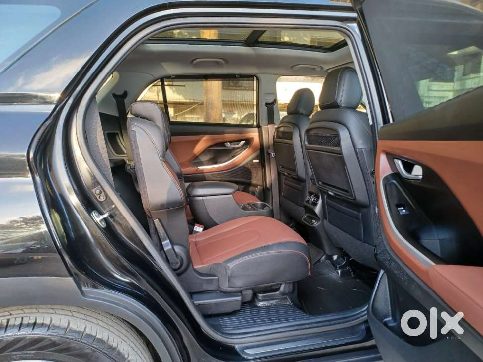 Hyundai Alcazar Signature (o) 6 Str 1.5 Petrol Dct, 2023, Petrol
