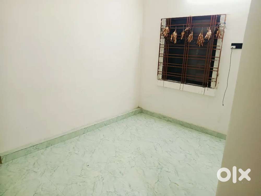 New room for rent only for (girls/ working women)