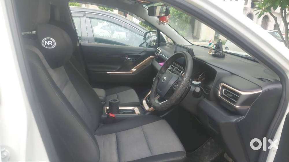 Maruti Suzuki Invicto Zeta Plus 2025