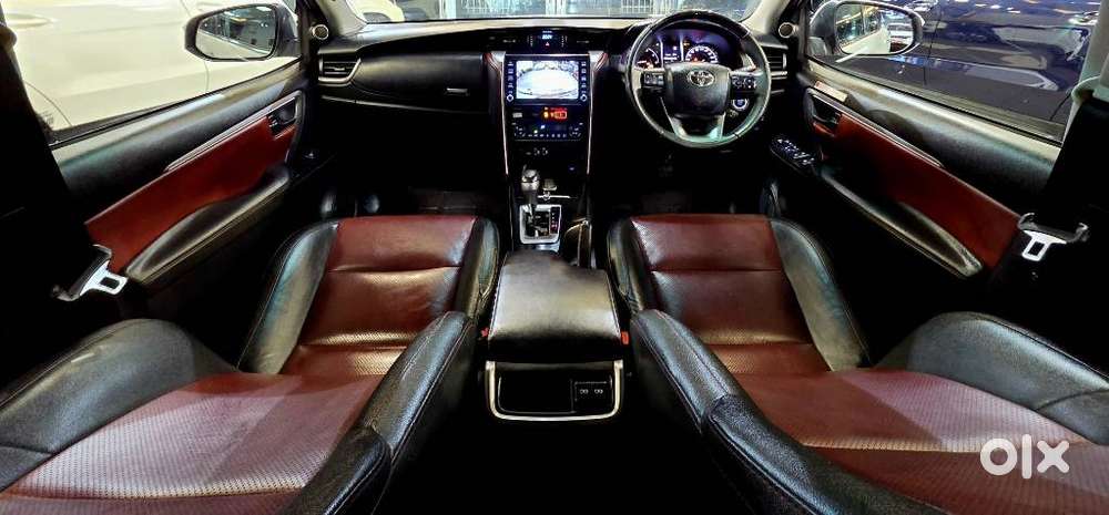 Toyota Fortuner Legender 4x2 At 2.8, 2024, Diesel
