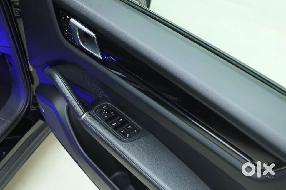 Porsche Cayenne Platinum Edition, 2022, Petrol