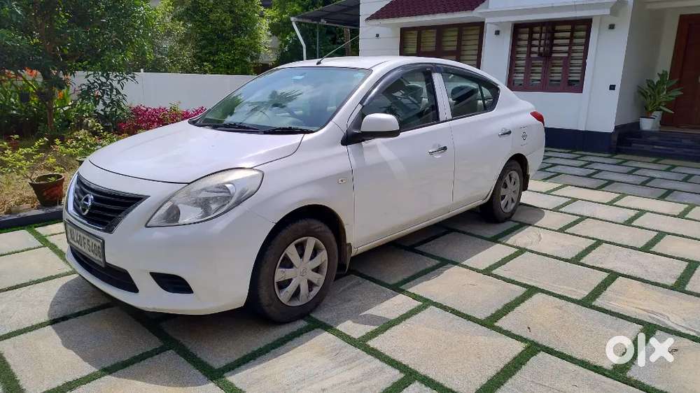 Nissan Sunny 2012, Petrol, 56000 Km