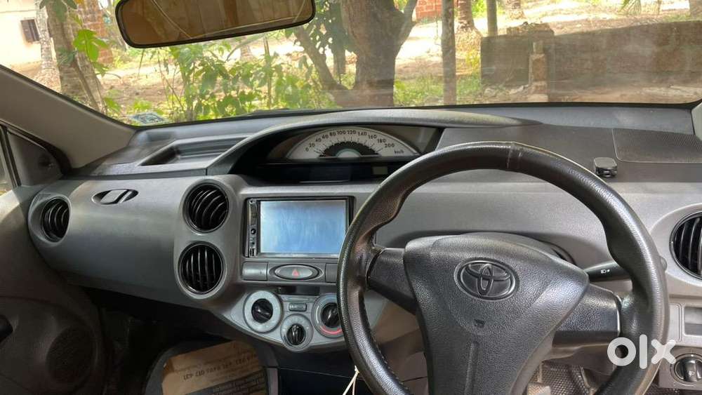 Toyota Etios Liva 2012 Diesel 140000 Km Driven