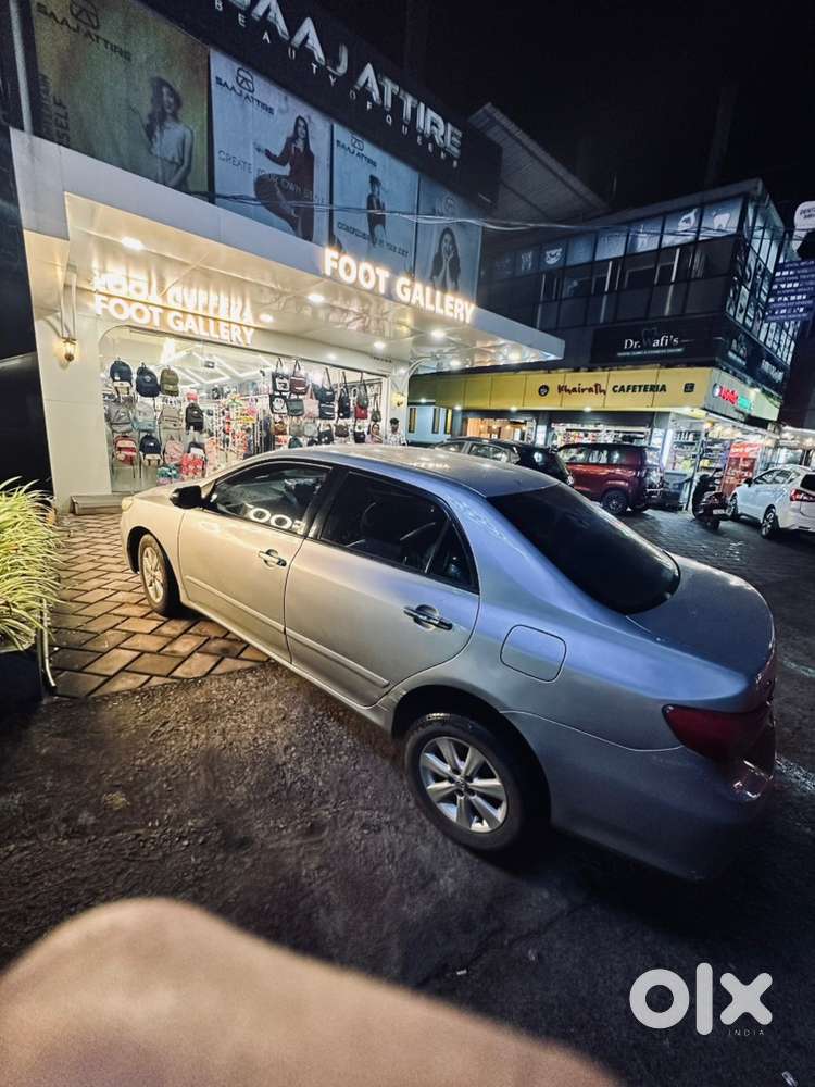 Toyota Corolla Altis 2012