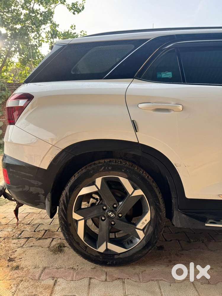 Hyundai Alcazar 2023 Diesel 14000 Km Driven