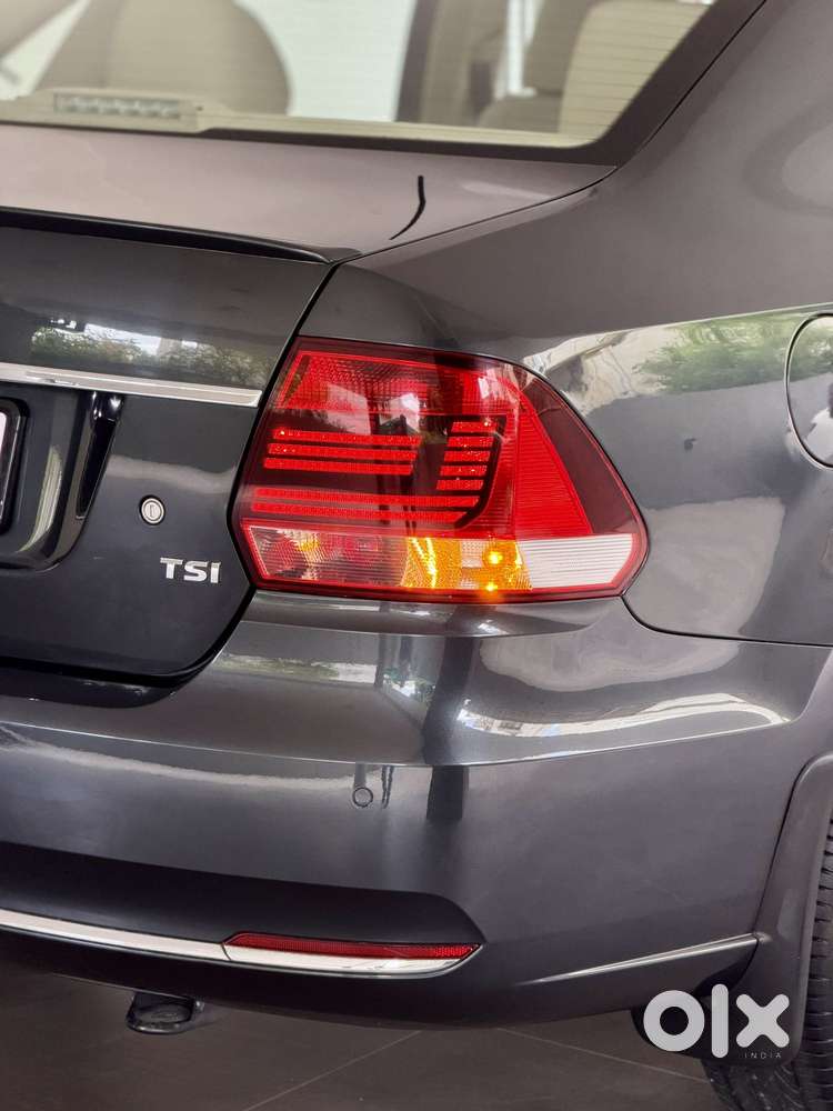 Volkswagen Vento 1.2l Tsi Highline Plus At Petrol, 2019, Petrol