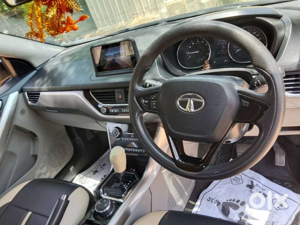Tata Nexon 1.2 Revotron Xza Plus, 2018, Petrol