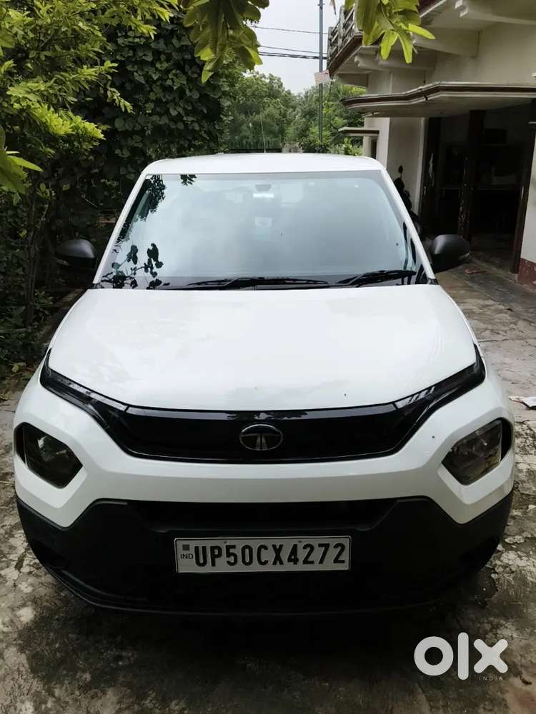 Tata Punch Rhythm 2024