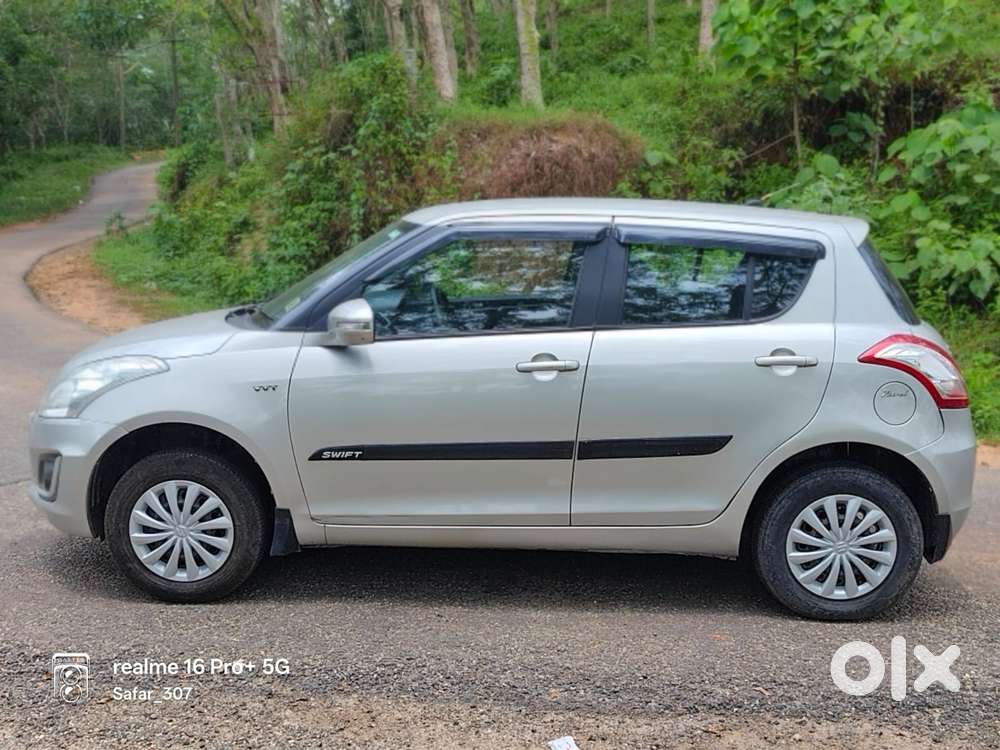Maruti Suzuki Swift Vxi, 2015, Petrol