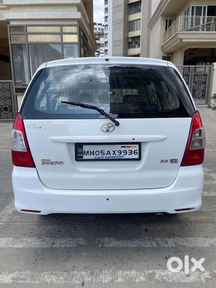 Toyota Innova 2.5 G (diesel) 8 Seater Bs Iv, 2011, Diesel