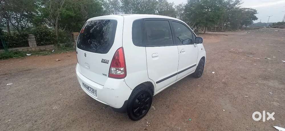 Maruti Suzuki Zen Estilo 2009