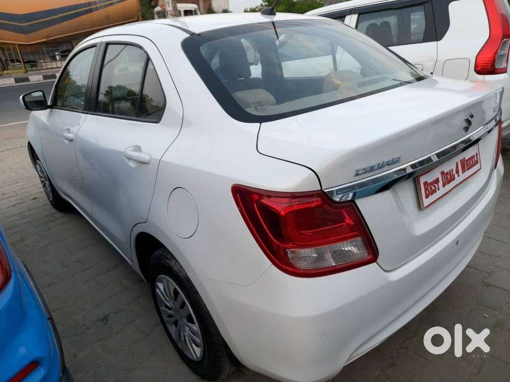 Maruti Suzuki Dzire 1.2 Vxi Amt, 2021, Petrol