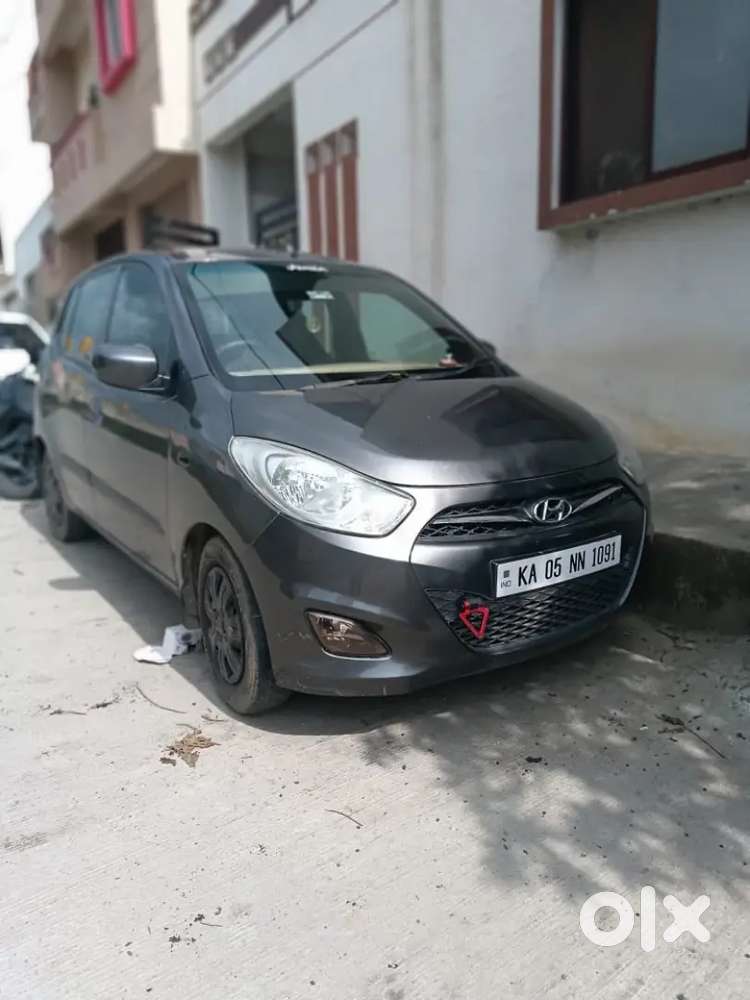 Hyundai I10 Sportz 2010 Second-owner