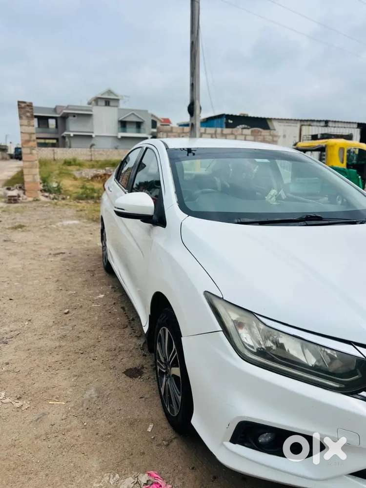 Honda City 1.5 V 2021