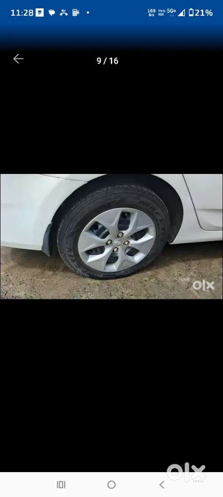 Hyundai Fluidic Verna 2015
